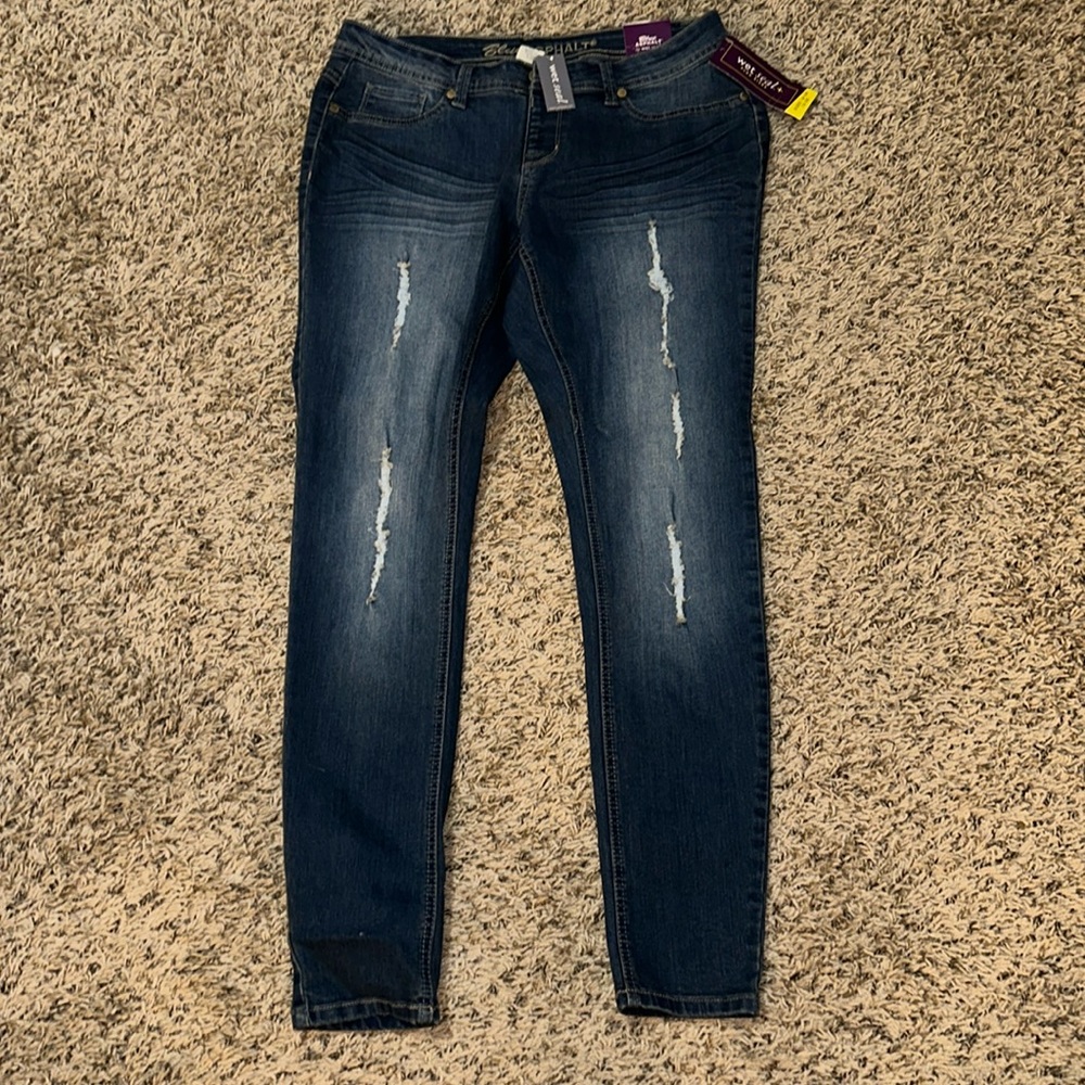 Blue Jeggings.